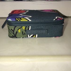 Verabradly travel pill case